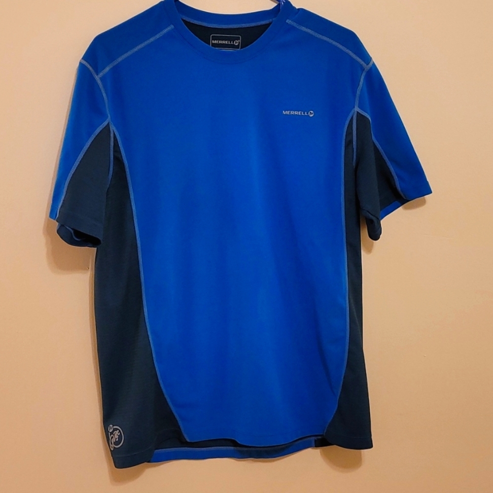 Merrell Mens Large Blue Opti-Wick shirt